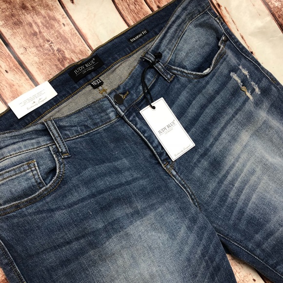 Size 32 Judy Blue Cuffed Jeans - Picture 8 of 8